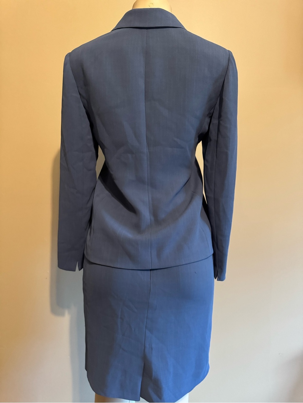 Kasper A.S.L. Petite Slate Blue Skirt Suit Set – Structured Blazer & Pencil Skir - Picture 6 of 11